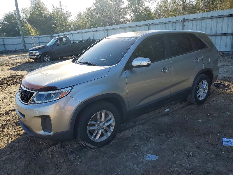 Фото 1 - KIA SORENTO