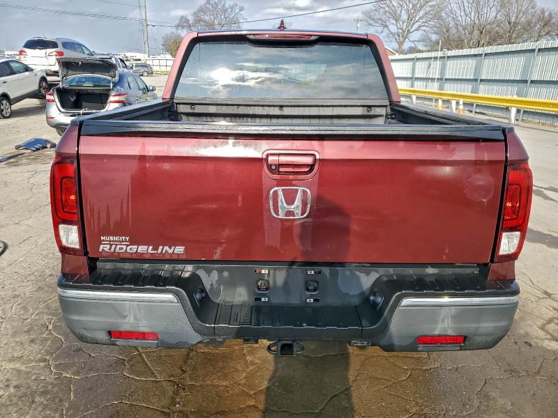 Фото 6 - HONDA RIDGELINE