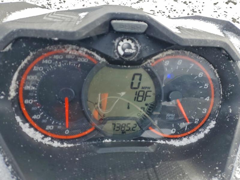 SKI-DOO SUMMIT X85 2019