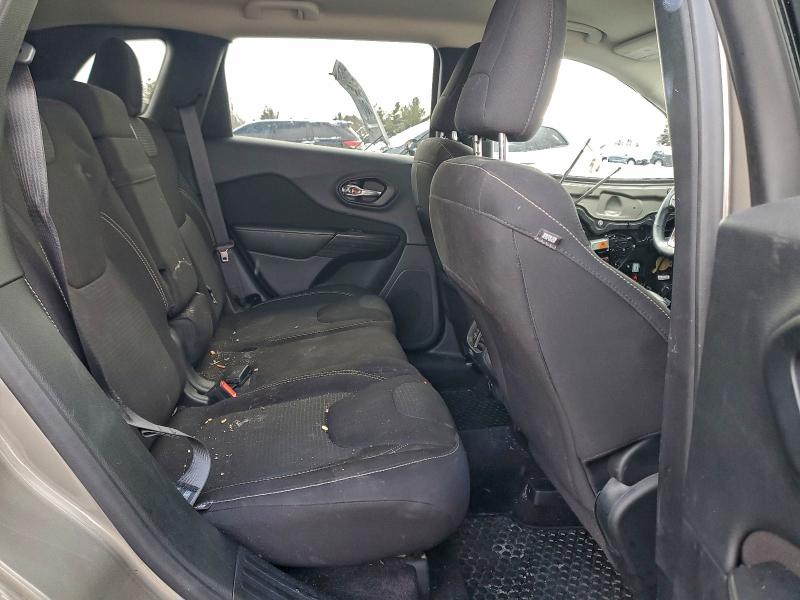 Фото 10 - JEEP GRAND CHER