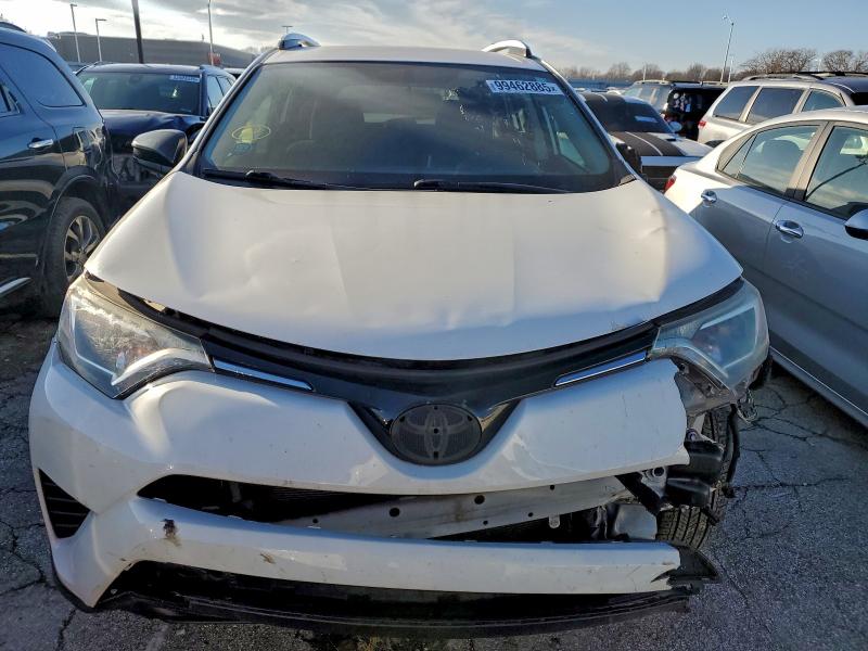 Фото 5 - TOYOTA RAV4