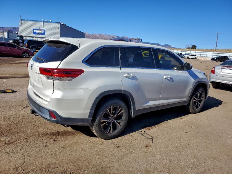Фото 3 - TOYOTA HIGHLANDER