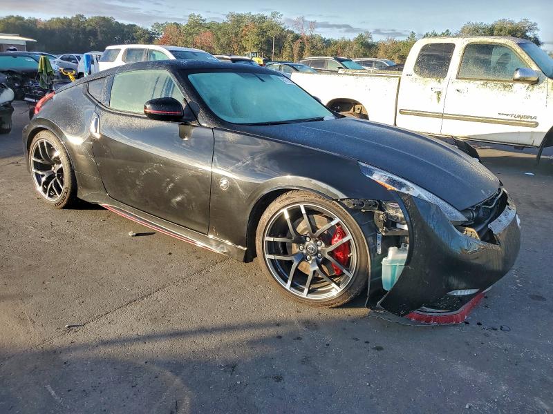 Фото 4 - NISSAN 370Z