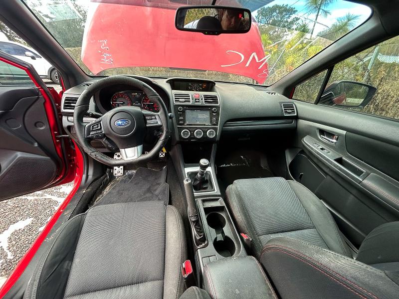 Фото 9 - SUBARU WRX