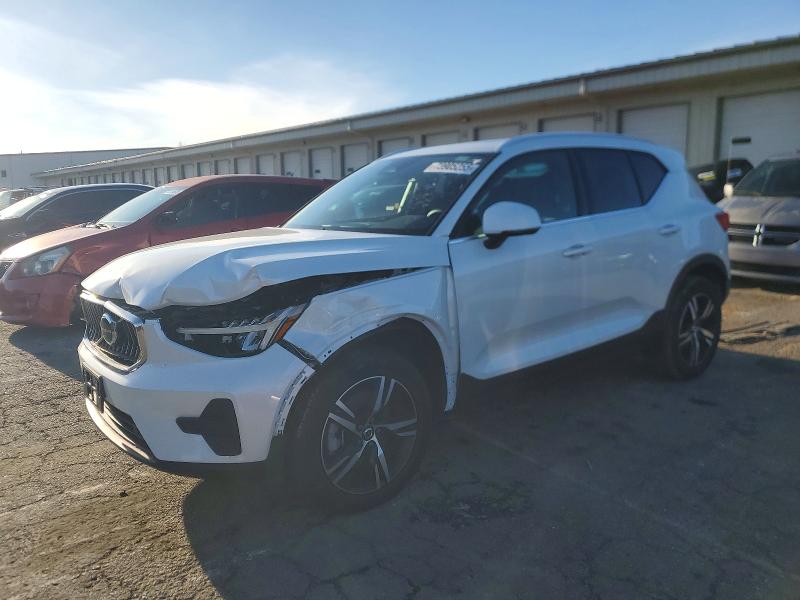 VOLVO XC40 CORE 2025 VIN YV4L12UJ5S2576566