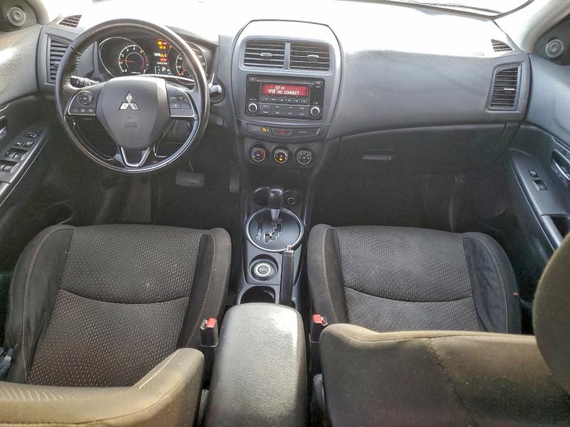 Фото 8 - MITSUBISHI OUTLANDER