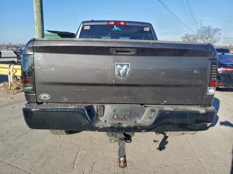 Фото 6 - RAM 1500