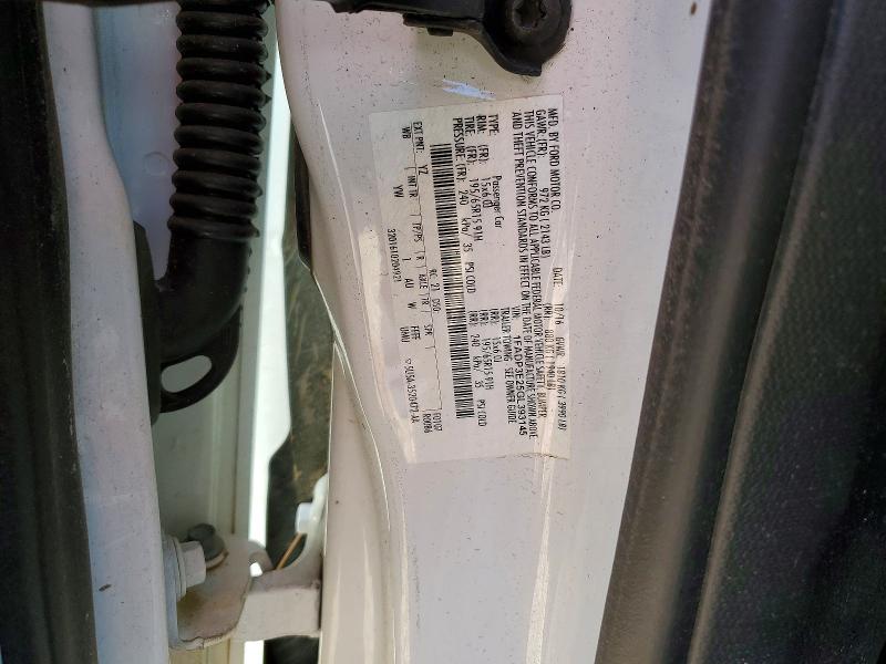 Фото 12 - FORD FOCUS