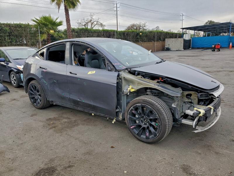 Фото 4 - TESLA MODEL Y