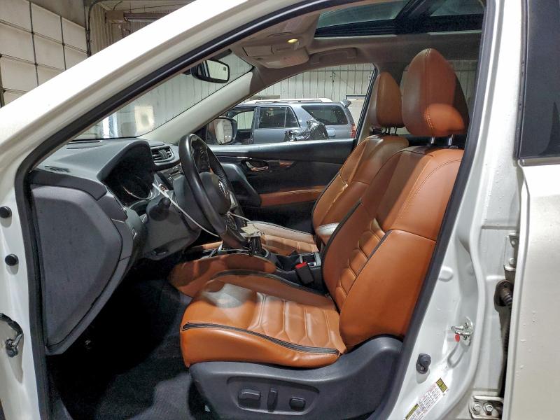 Фото 7 - NISSAN ROGUE