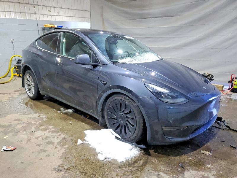 Фото 4 - TESLA MODEL Y