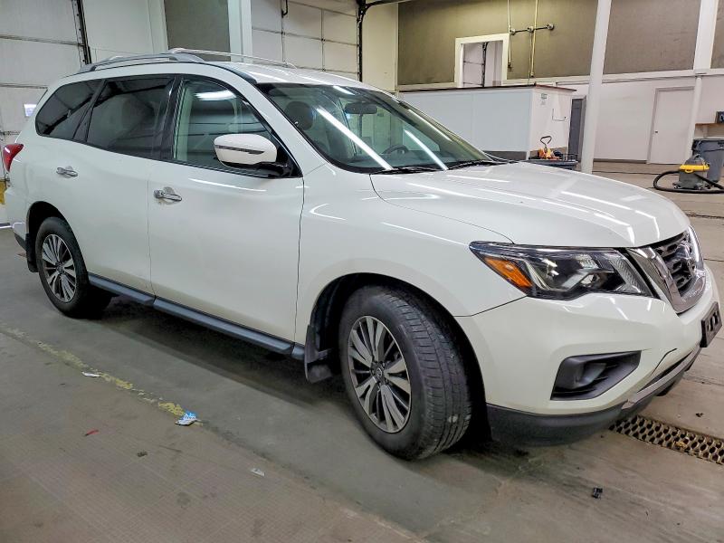 Фото 4 - NISSAN PATHFINDER