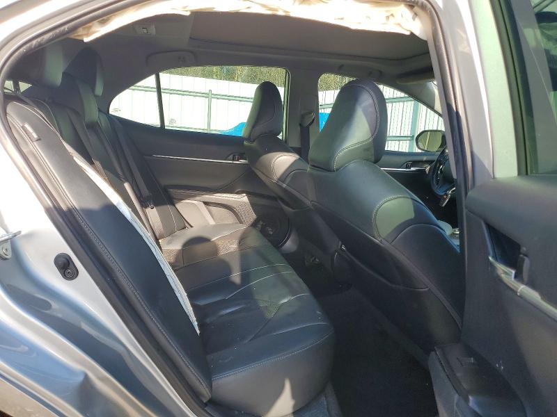 Фото 10 - TOYOTA CAMRY