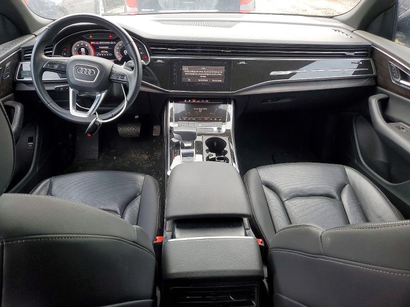 Фото 8 - AUDI Q8