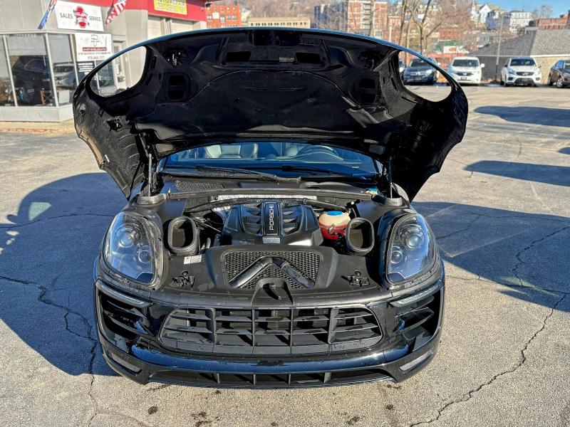 Фото 10 - PORSCHE MACAN