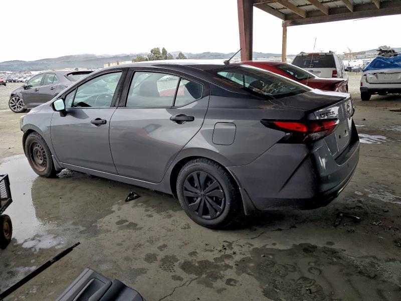 Фото 2 - NISSAN VERSA