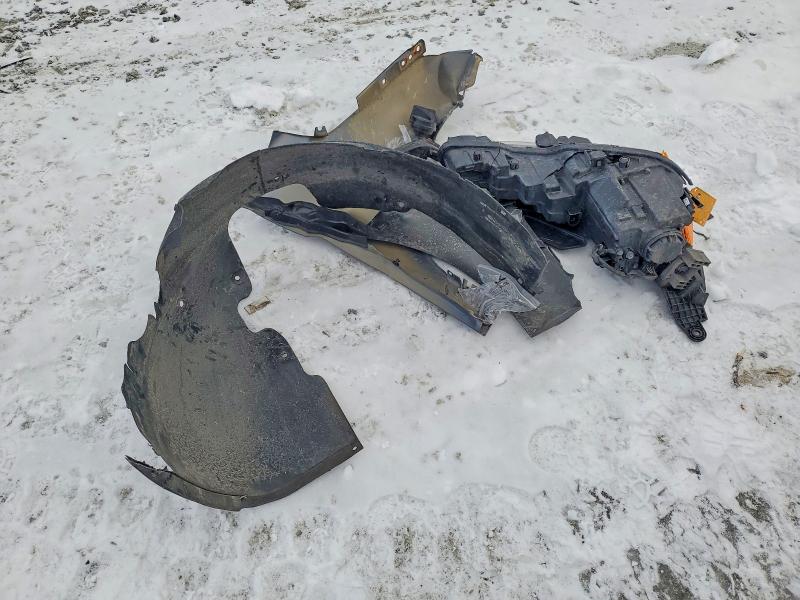 Фото 12 - HYUNDAI ELANTRA