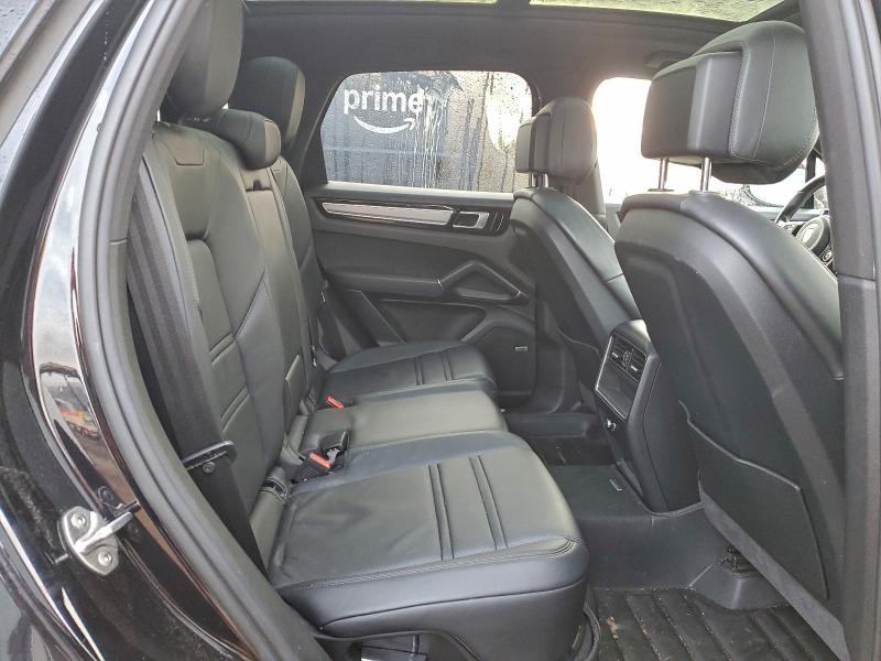 Фото 11 - PORSCHE CAYENNE