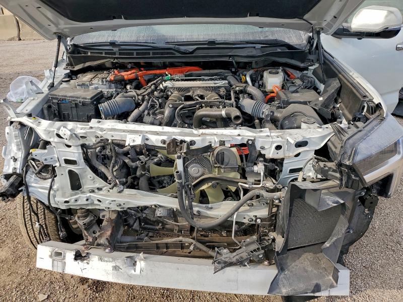 Фото 12 - TOYOTA SEQUOIA