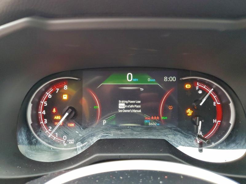 Фото 9 - TOYOTA RAV4