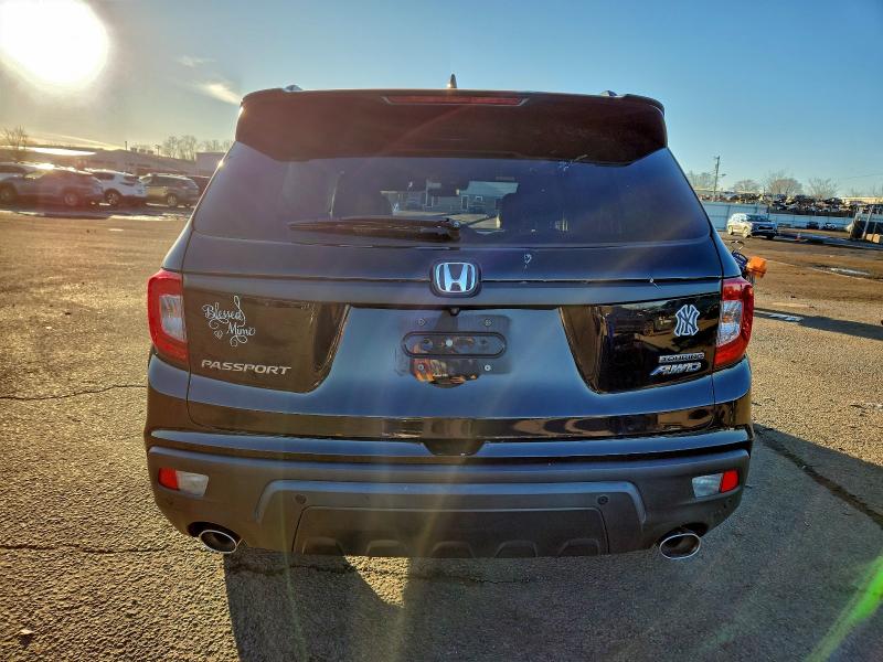 HONDA PASSPORT 2019 VIN 5FNYF8H90KB005206