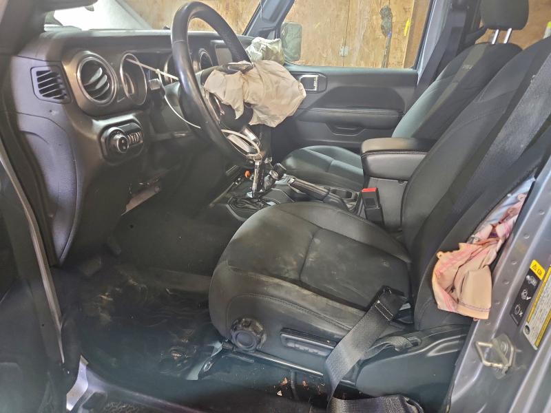 Фото 7 - JEEP GLADIATOR