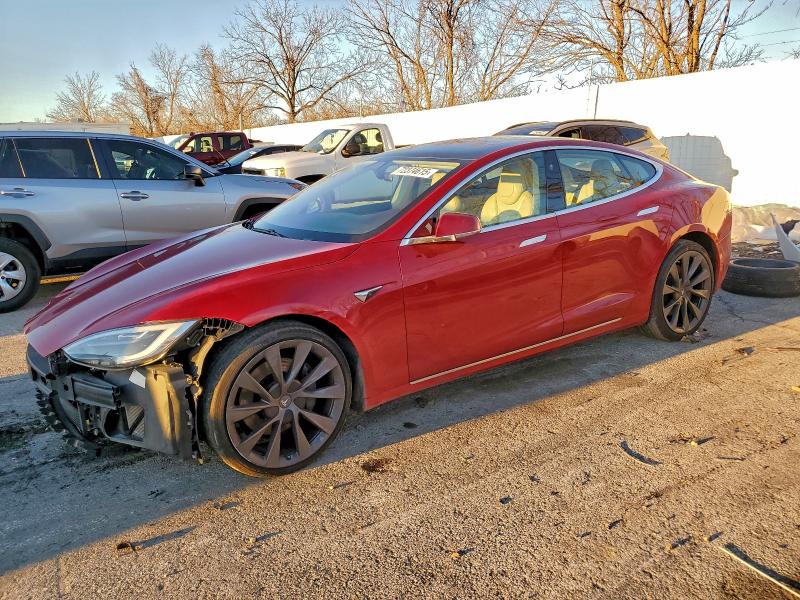 Фото 1 - TESLA MODEL S