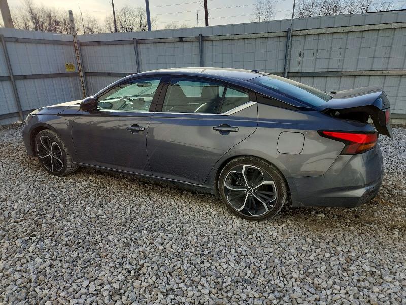 Фото 2 - NISSAN ALTIMA