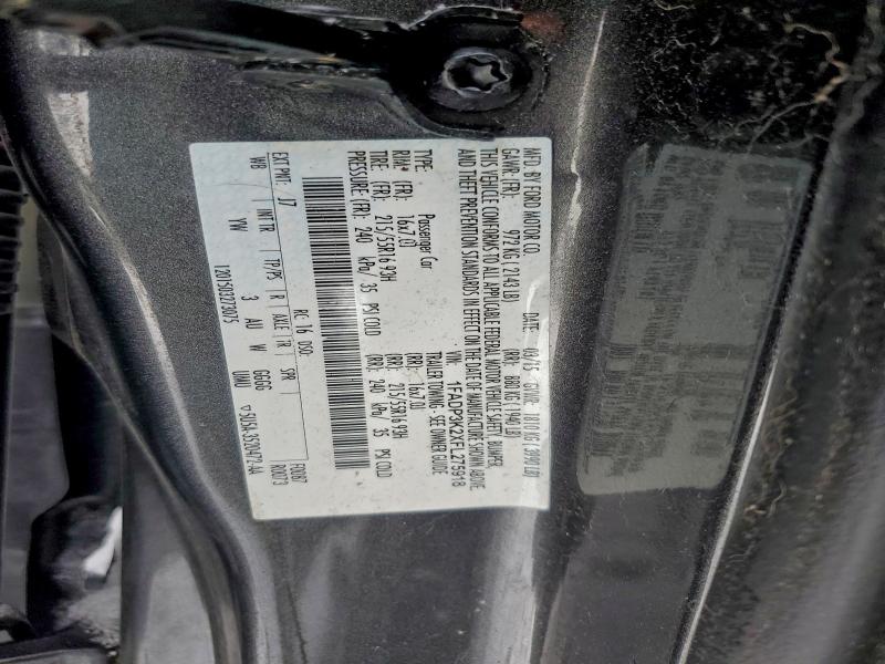 Фото 12 - FORD FOCUS