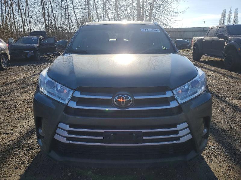 Фото 5 - TOYOTA HIGHLANDER