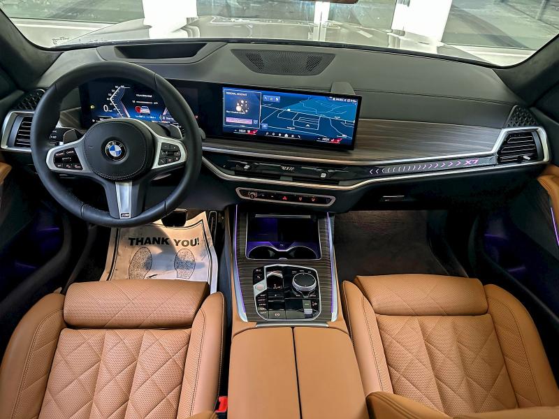 Фото 9 - BMW X7