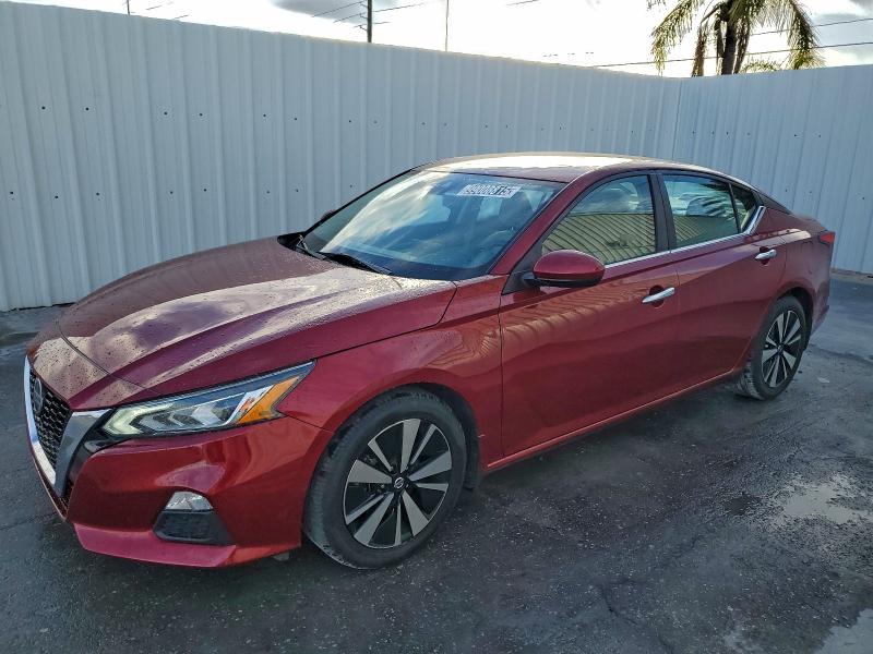 Фото 1 - NISSAN ALTIMA