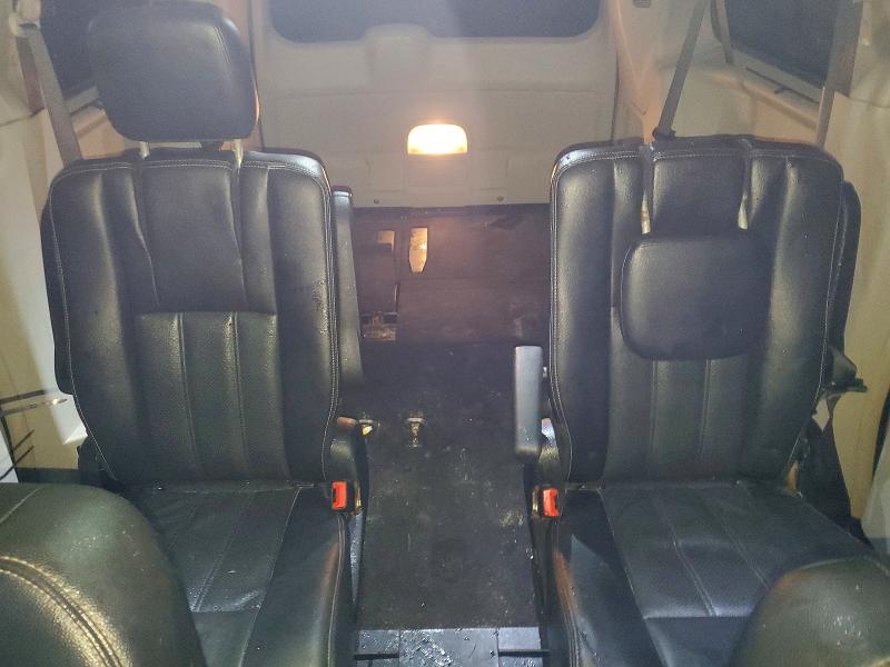 CHRYSLER TOWN & C 2015 VIN 2C4RC1CG4FR595026