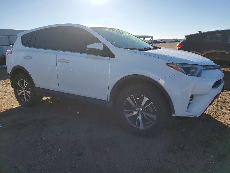 Фото 4 - TOYOTA RAV4