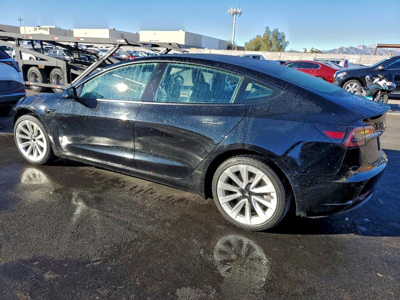 Фото 2 - TESLA MODEL 3