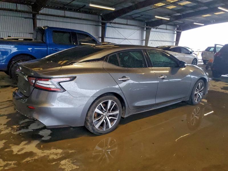 Фото 3 - NISSAN MAXIMA