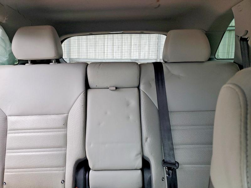 Фото 10 - KIA SORENTO