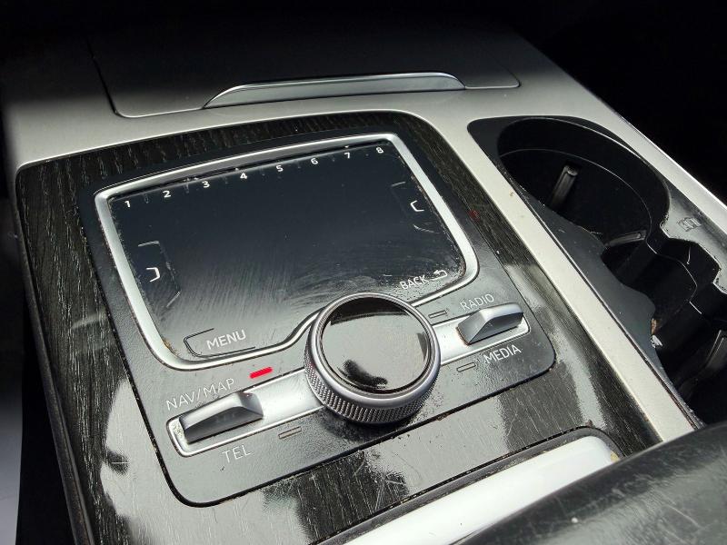 Фото 12 - AUDI Q7