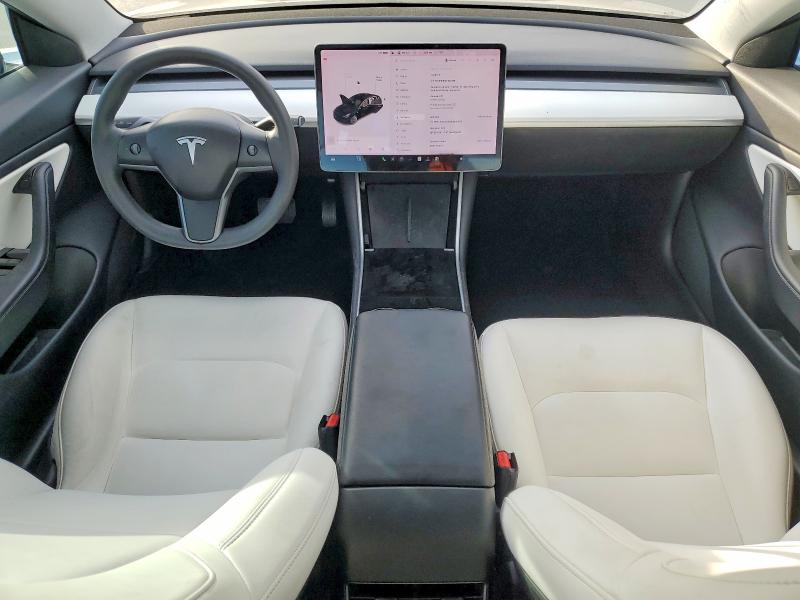 Фото 8 - TESLA MODEL 3