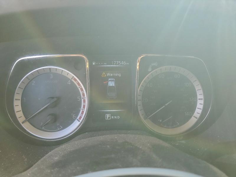 Фото 9 - NISSAN TITAN