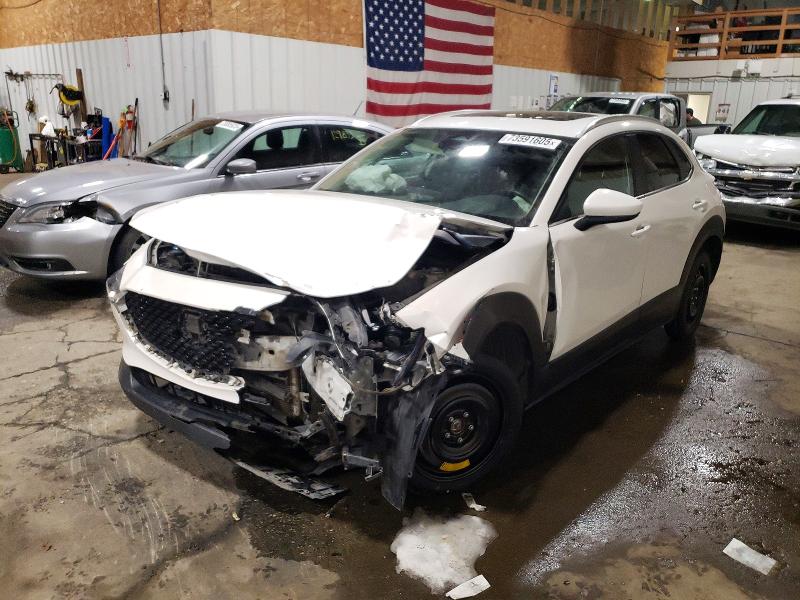 Фото 1 - MAZDA CX30