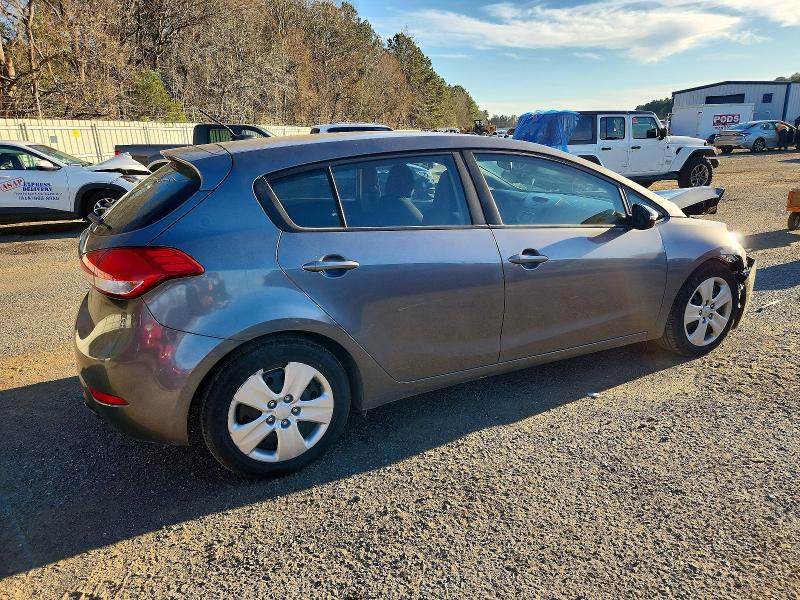 Фото 3 - KIA FORTE