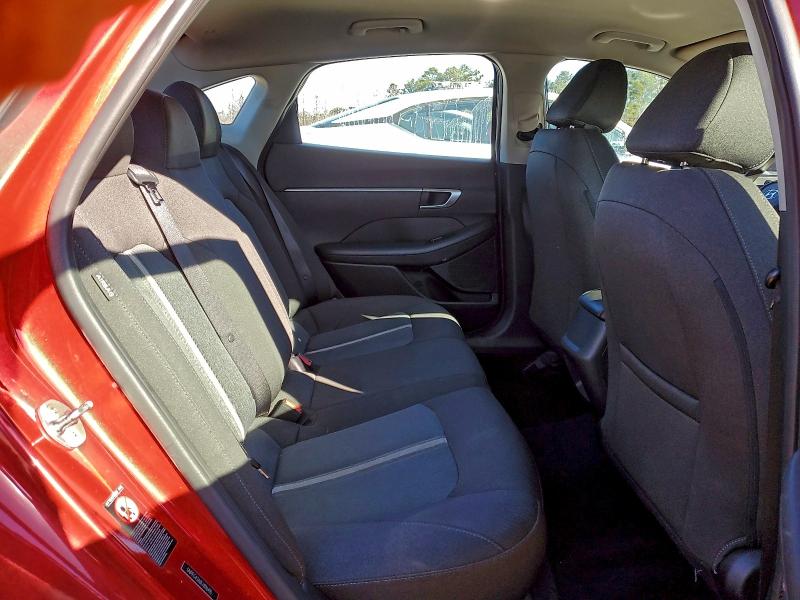 Фото 10 - HYUNDAI SONATA