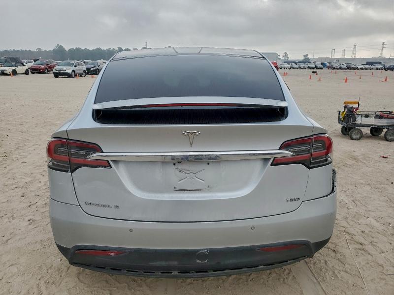Фото 6 - TESLA MODEL X