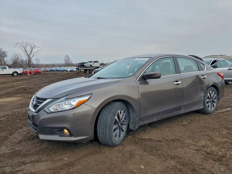 Фото 1 - NISSAN ALTIMA