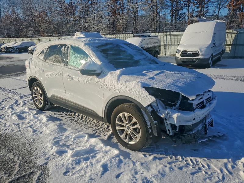 Фото 4 - FORD ESCAPE