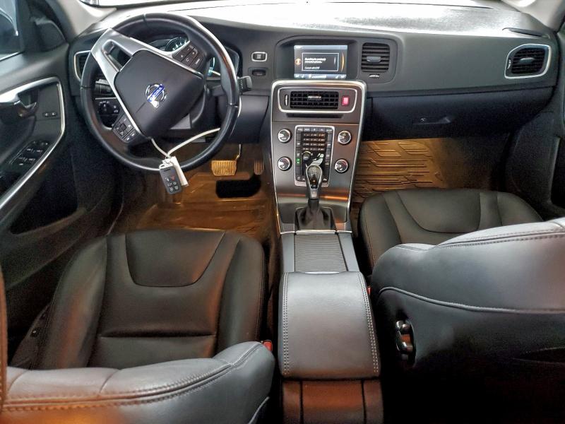 Фото 8 - VOLVO S60