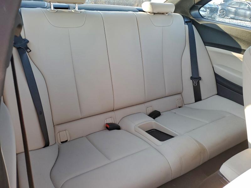 Фото 10 - BMW 2 SERIES