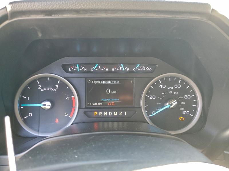 Фото 9 - FORD F550