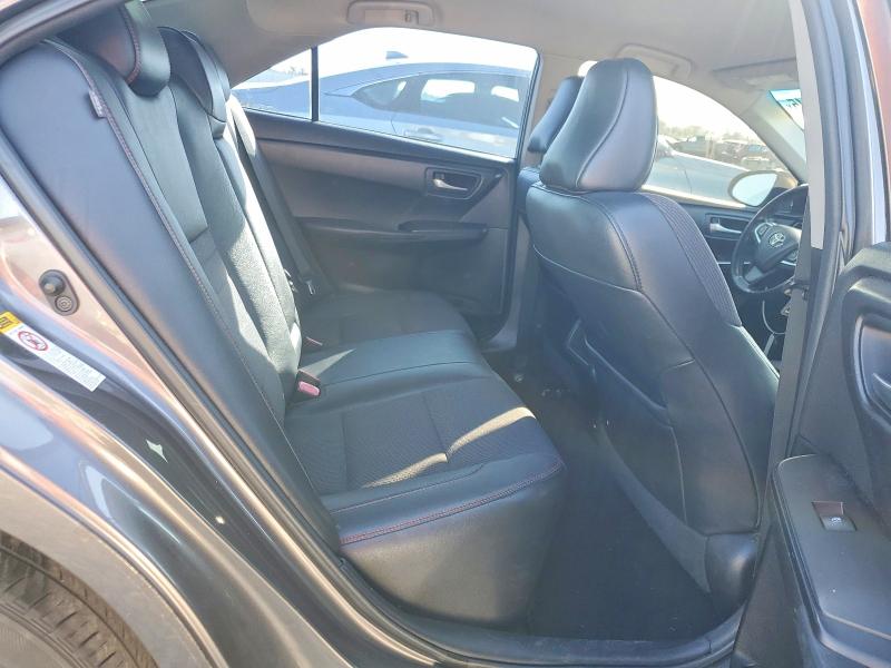 Фото 10 - TOYOTA CAMRY